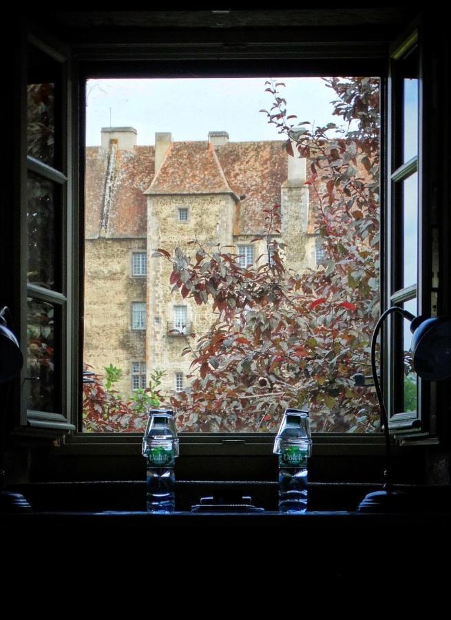 Chateau Vue Boussac Chambres d'Hôtes Exterior foto